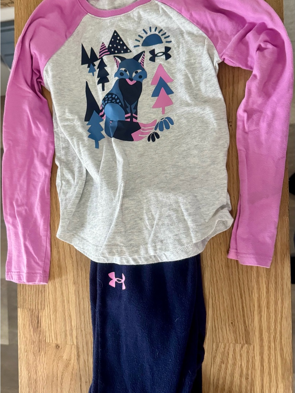 Under Armour Girls Pink Trim Gray Top with Navy Accents